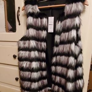 FAUX VEST